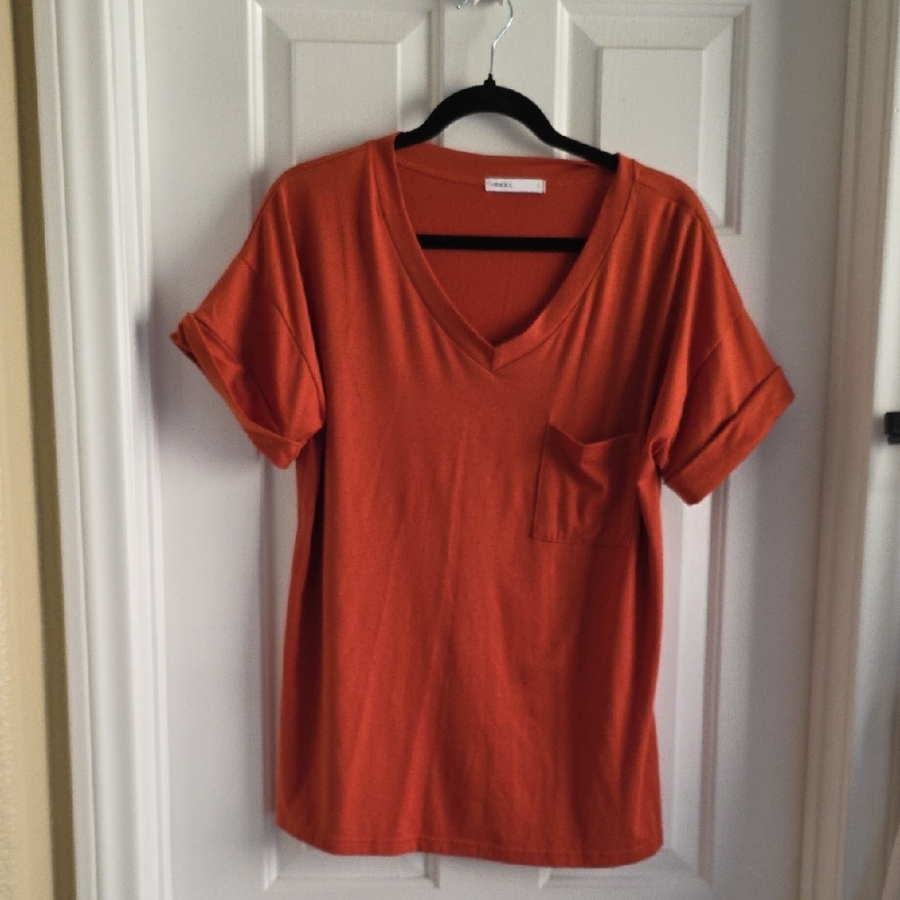 Vince Women's Orange V-Neck Top